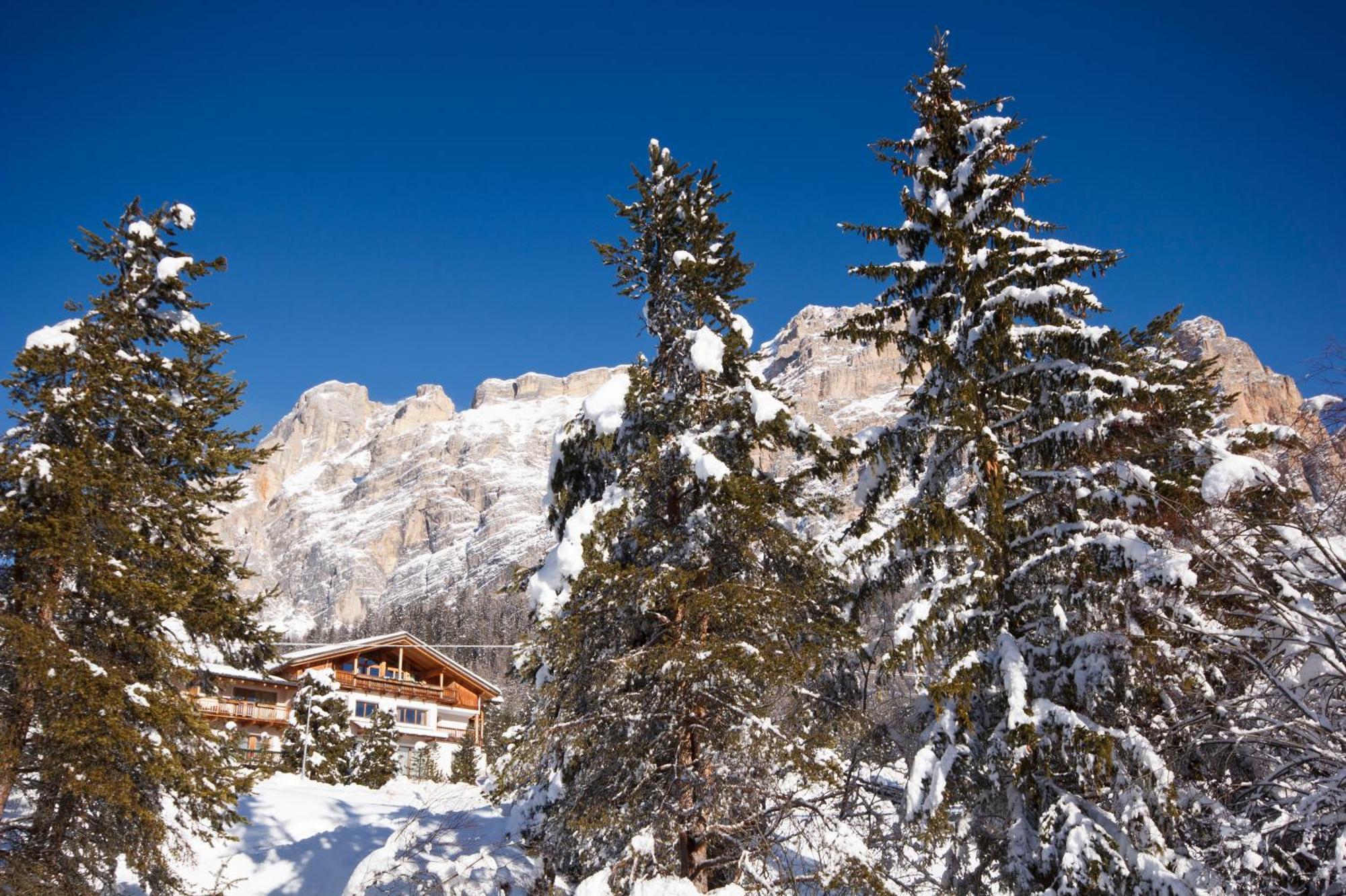 Hotel Gran Paradiso San Cassiano  Exteriér fotografie