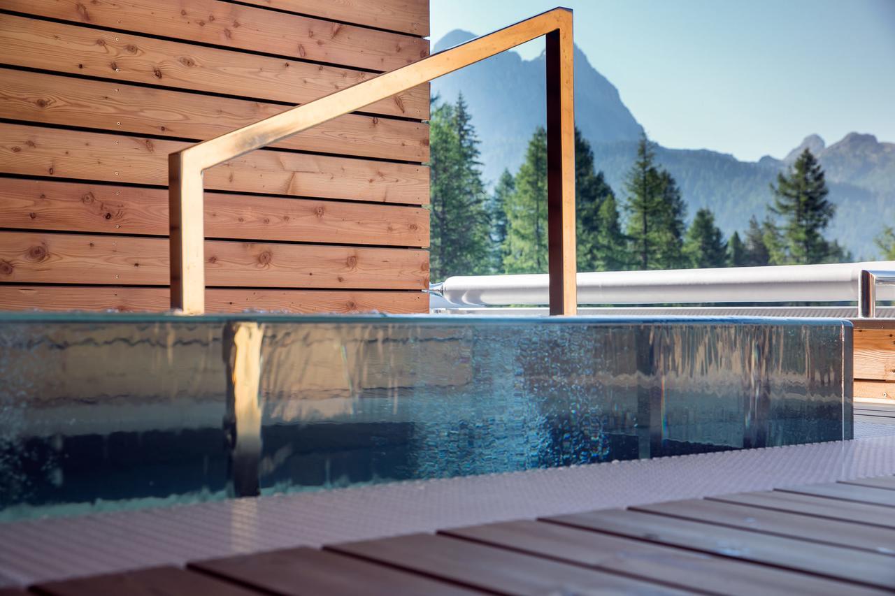 Hotel Gran Paradiso San Cassiano  Exteriér fotografie
